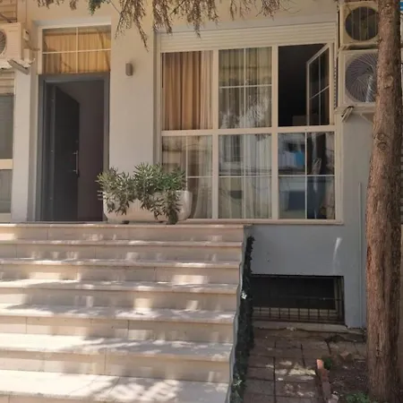 Centrepoint Stylish * Tirana